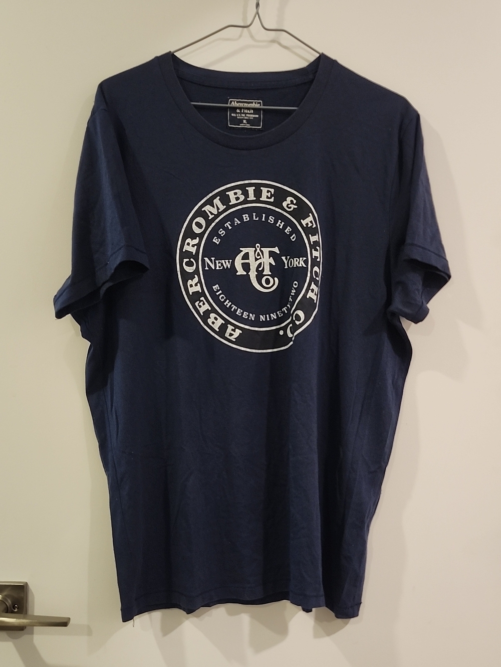 P2P 22" Abercrombie & Fitch Navy Logo T-Shirt